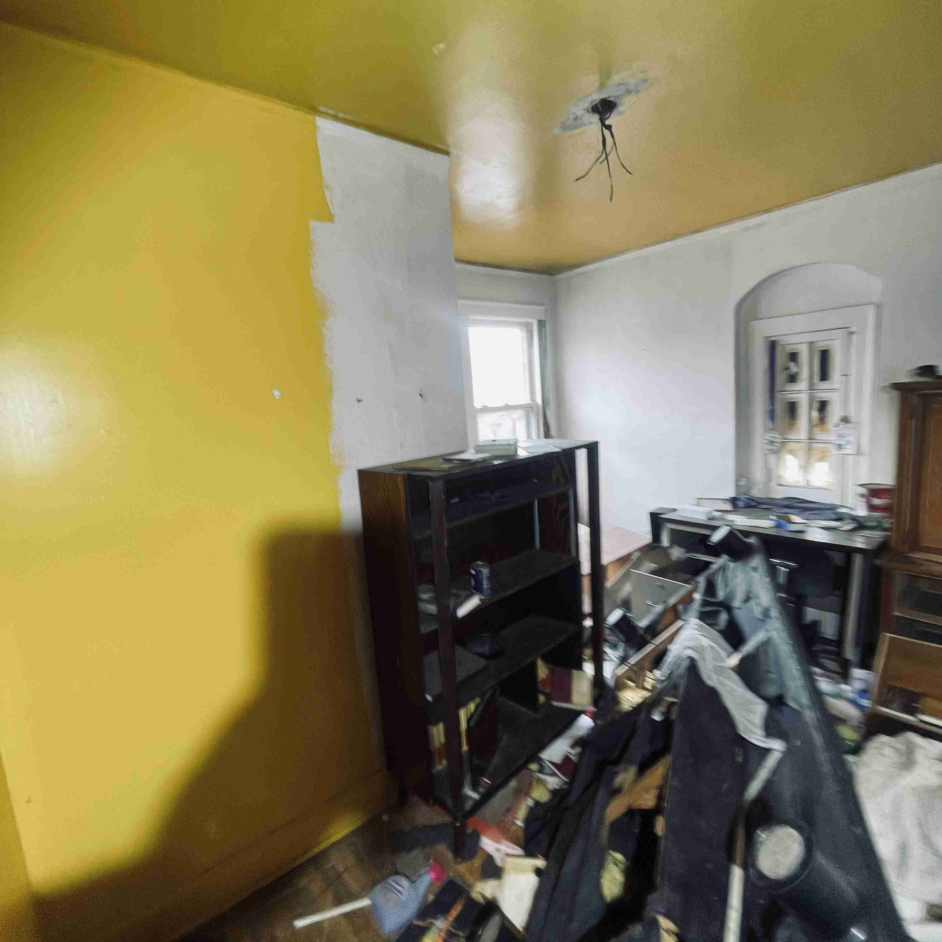 14044 Roselawn (50).jpg